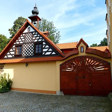 Statek Villa *