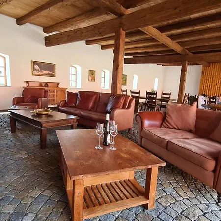Statek Villa