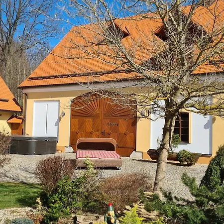 Statek Villa