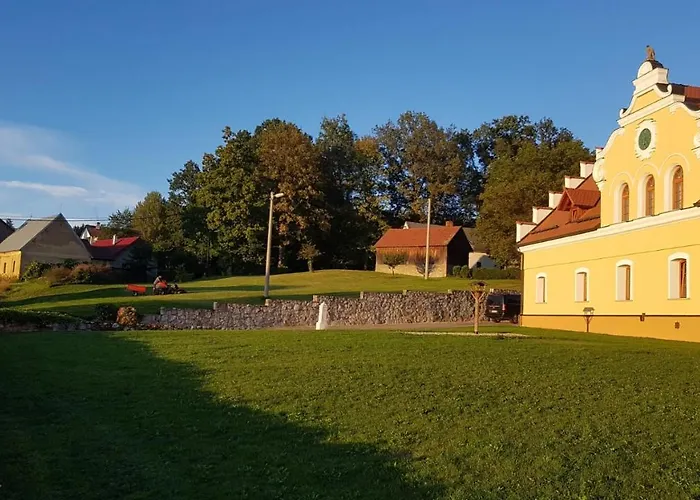 Statek Villa *