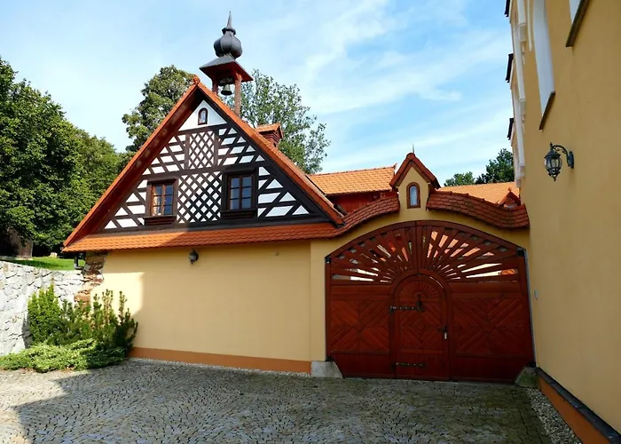 Statek Villa *